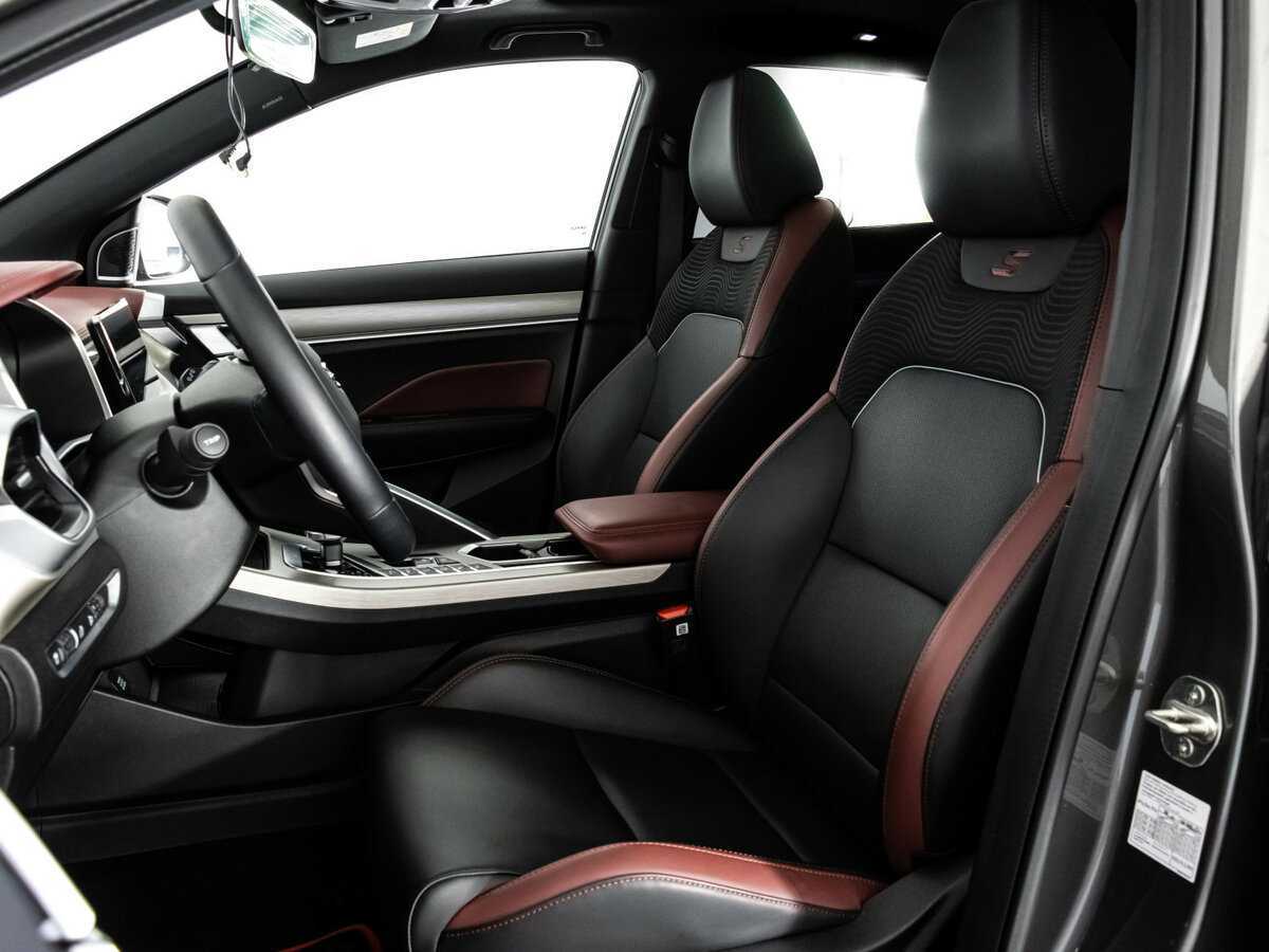 Купить Geely Coolray с пробегом. Фото: #10