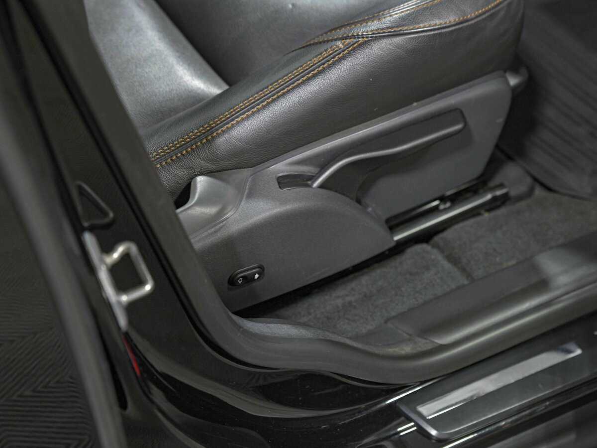 Купить Volvo XC60 с пробегом. Фото: #16