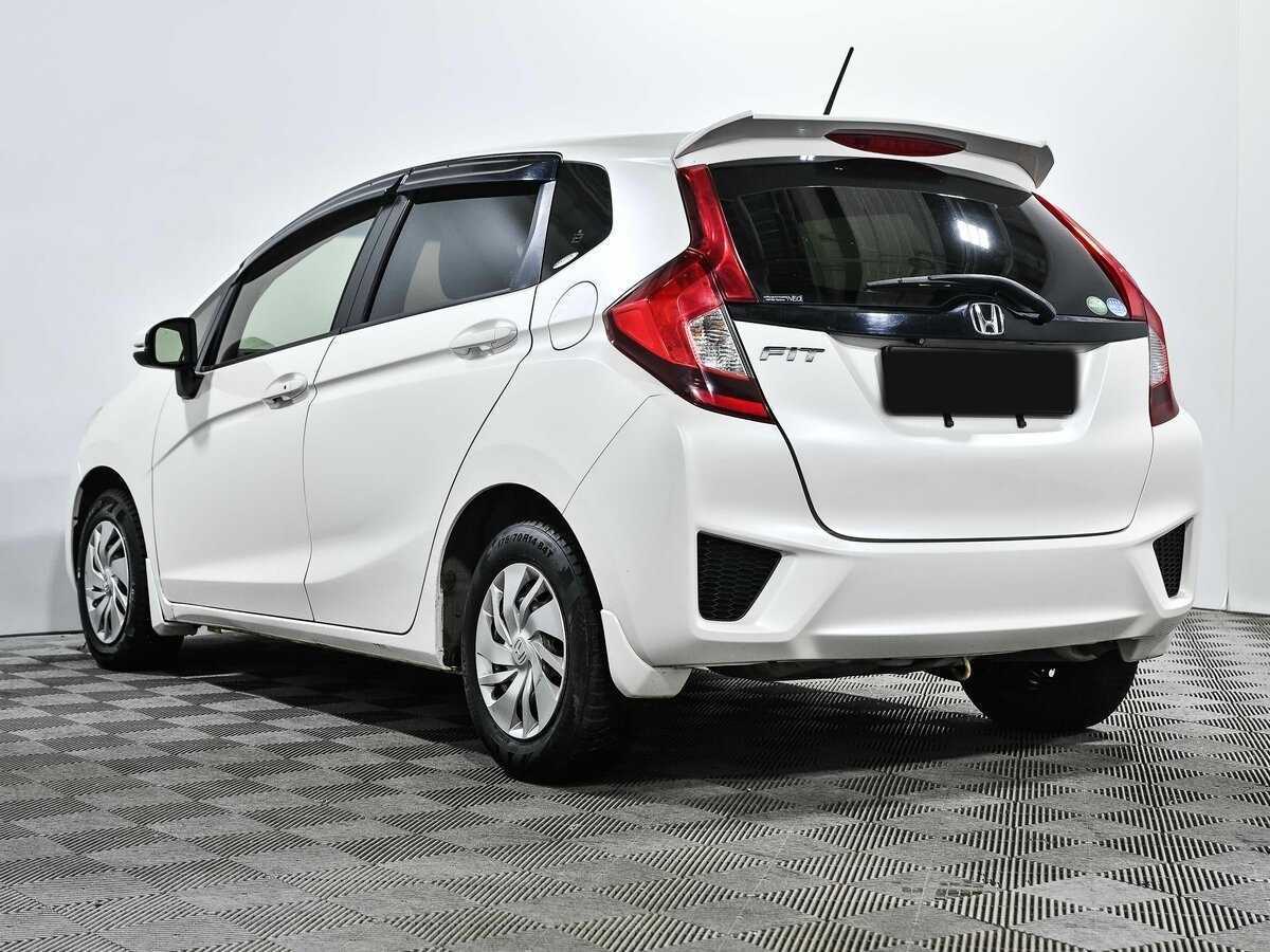 Купить Honda Fit с пробегом. Фото: #4