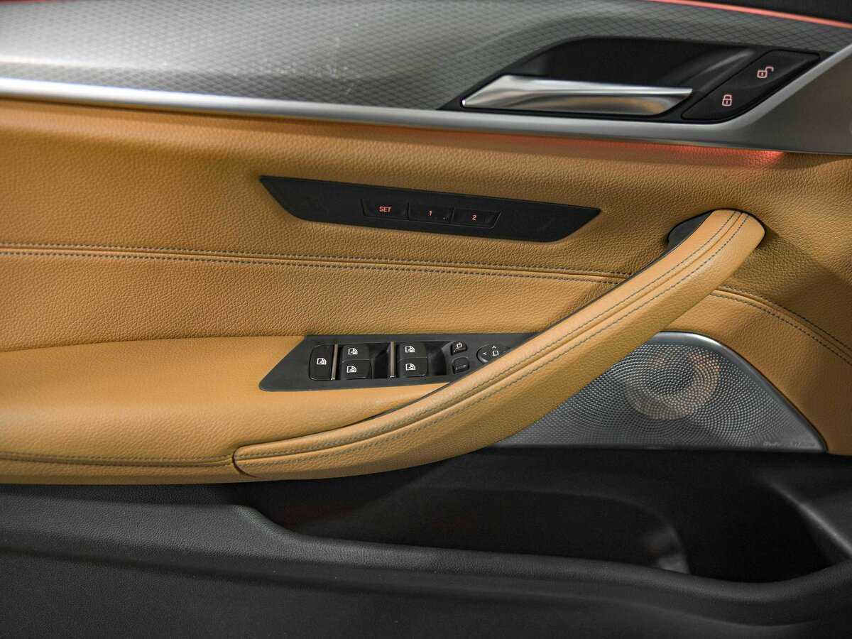 Купить BMW 5 серии с пробегом. Фото: #12