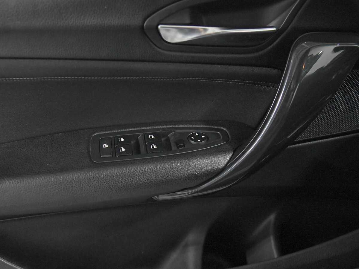 Купить BMW 1 серии с пробегом. Фото: #10