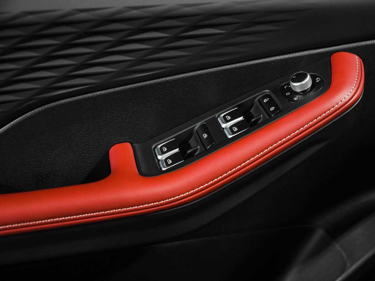 Купить Geely Coolray с пробегом. Фото: #13