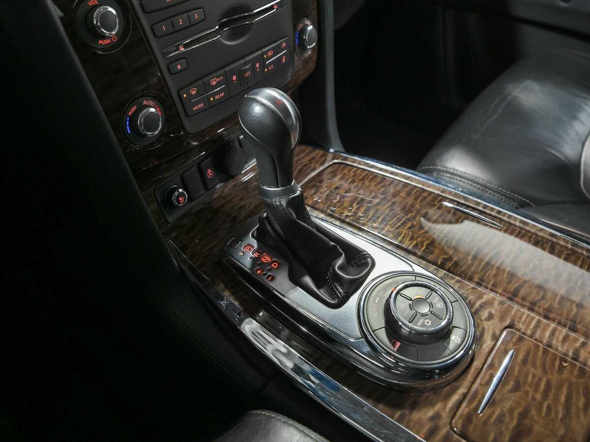 Купить Nissan Patrol с пробегом. Фото: #12