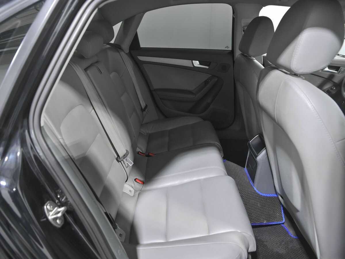 Купить Audi A4 с пробегом. Фото: #13