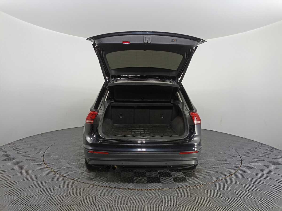 Купить Volkswagen Tiguan с пробегом. Фото: #9