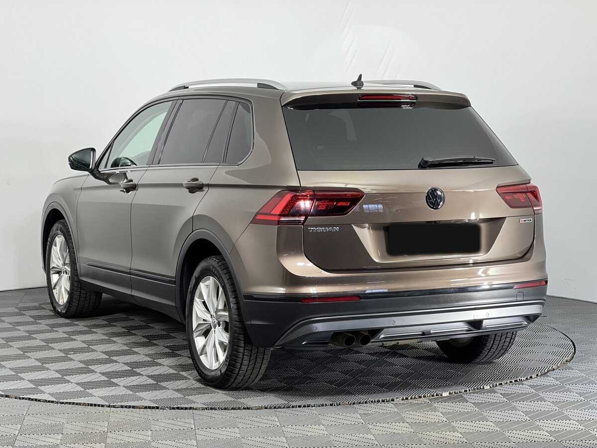 Купить Volkswagen Tiguan с пробегом. Фото: #5