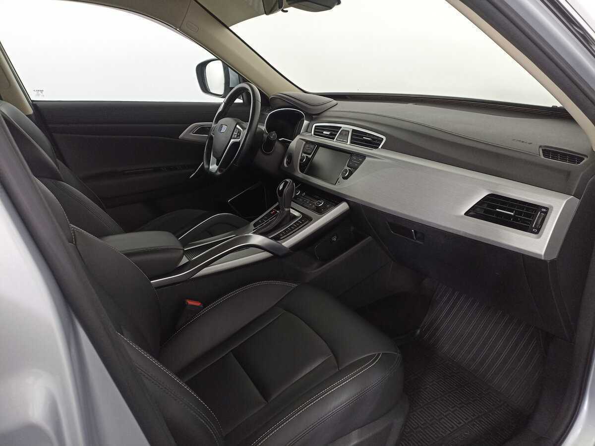 Купить Geely Atlas с пробегом. Фото: #10