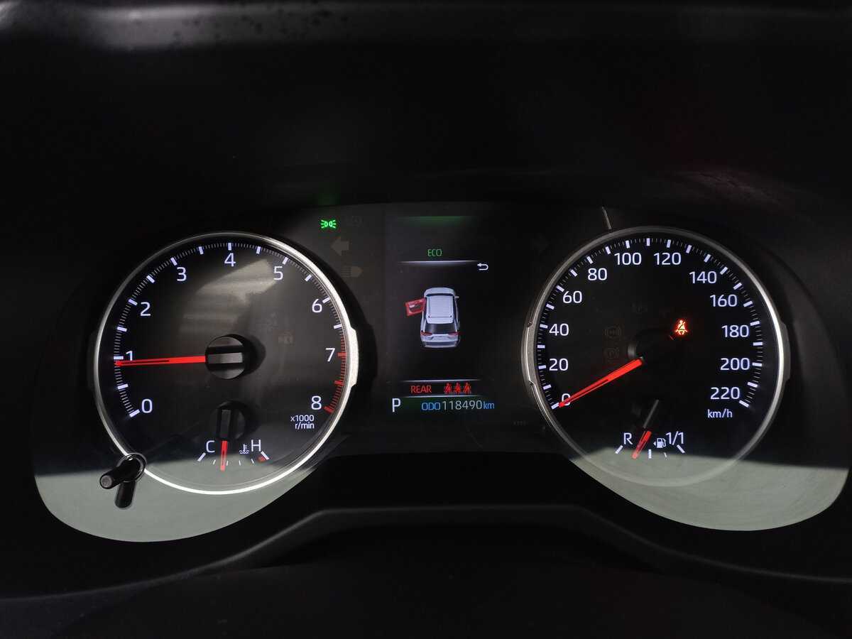 Купить Toyota RAV4 с пробегом. Фото: #12