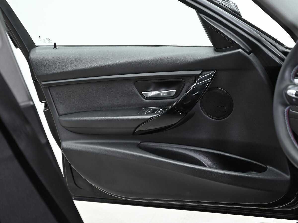 Купить BMW 3 серии с пробегом. Фото: #5