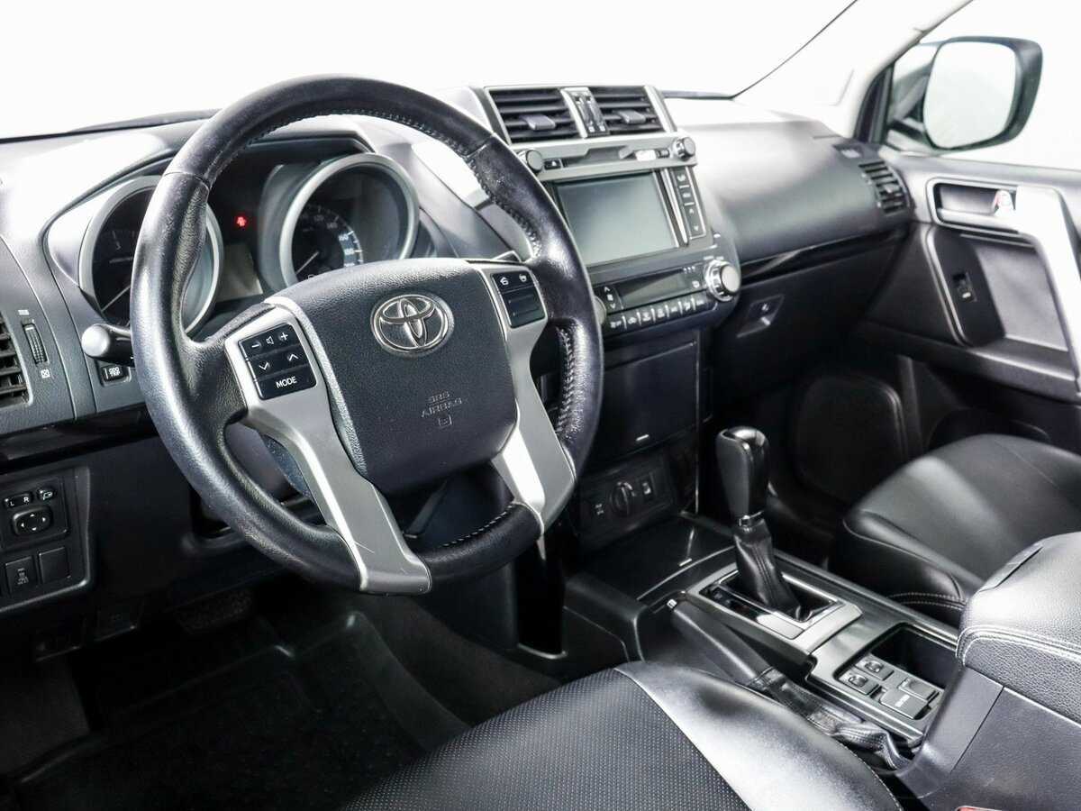 Купить Toyota Land Cruiser Prado с пробегом. Фото: #10