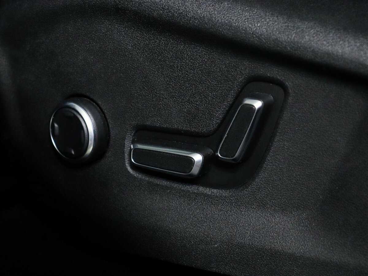 Купить Geely Monjaro с пробегом. Фото: #18