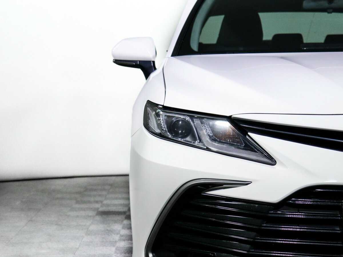 Купить Toyota Camry с пробегом. Фото: #17