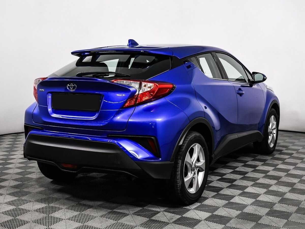 Купить Toyota C-HR с пробегом. Фото: #4