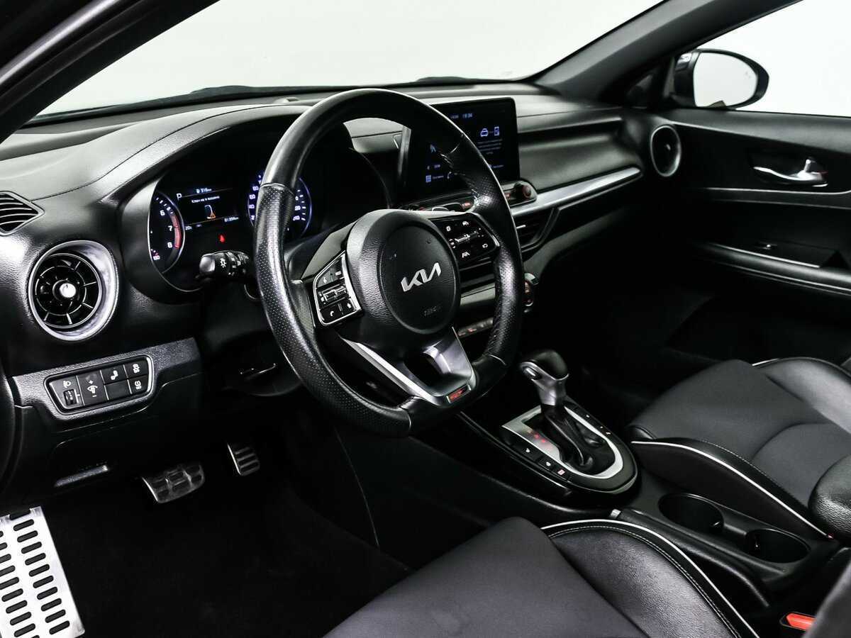 Купить Kia Cerato с пробегом. Фото: #11