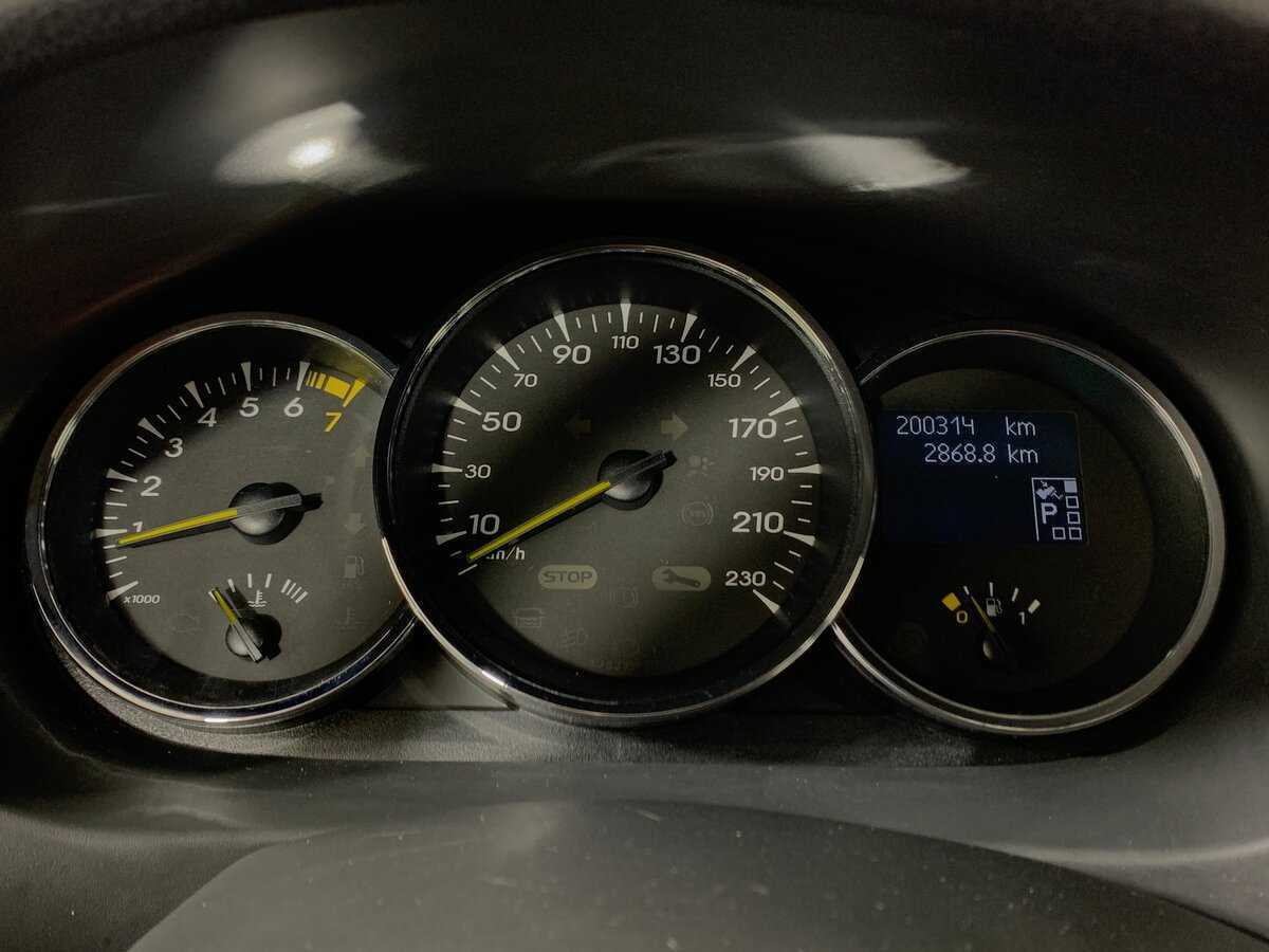 Купить Renault Fluence с пробегом. Фото: #14