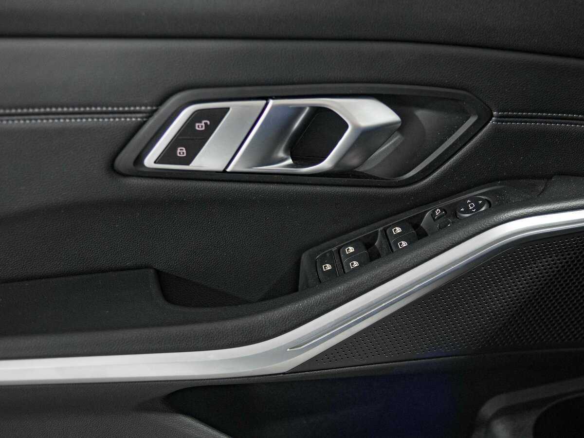 Купить BMW 3 серии с пробегом. Фото: #12