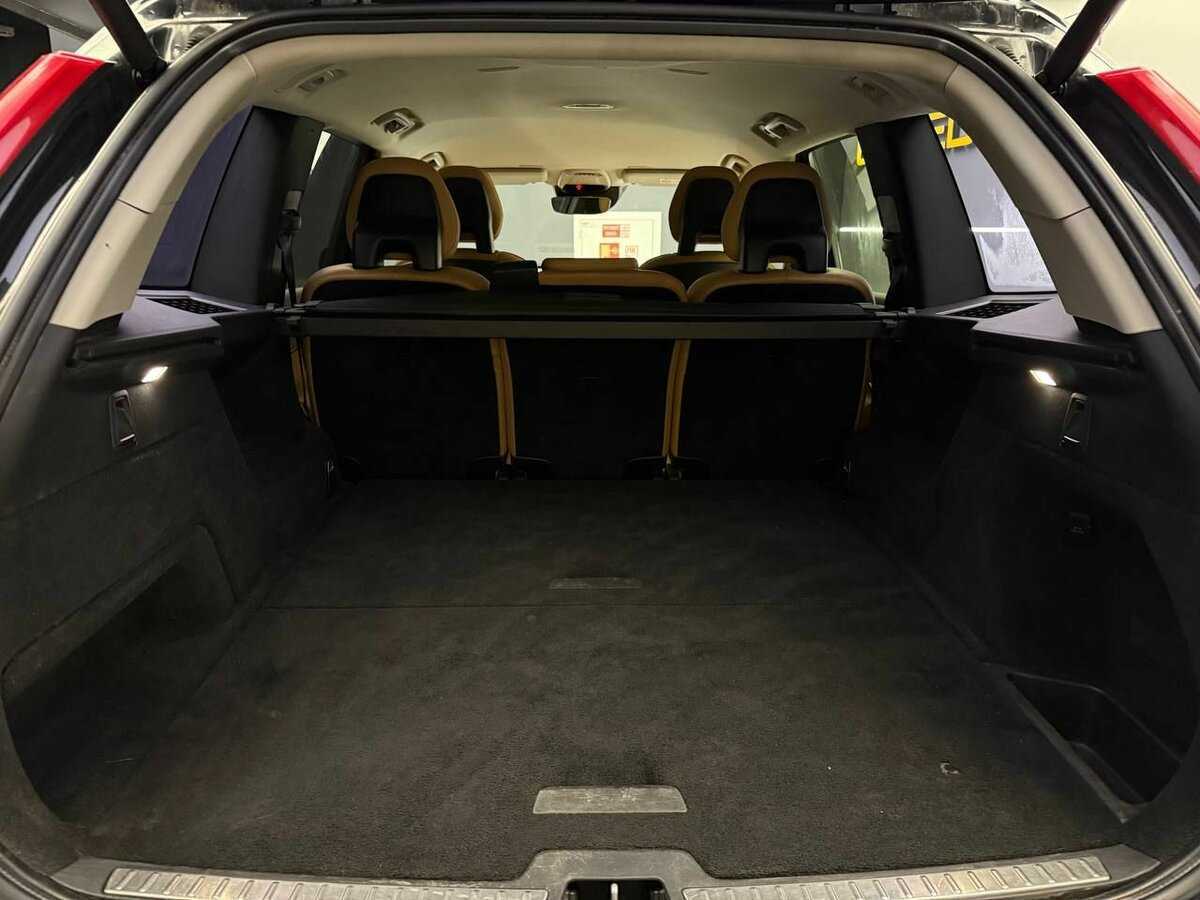 Купить Volvo XC90 с пробегом. Фото: #20