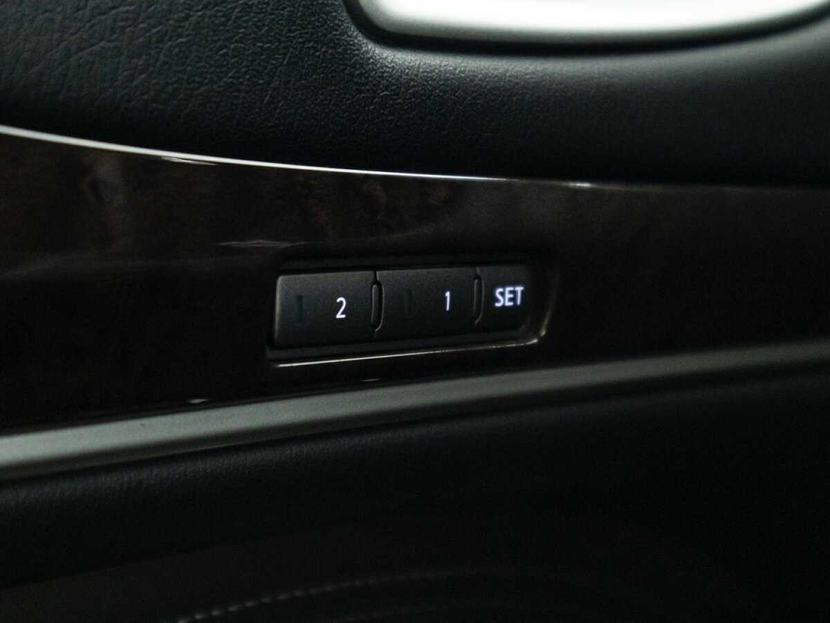 Купить Infiniti QX60 с пробегом. Фото: #18