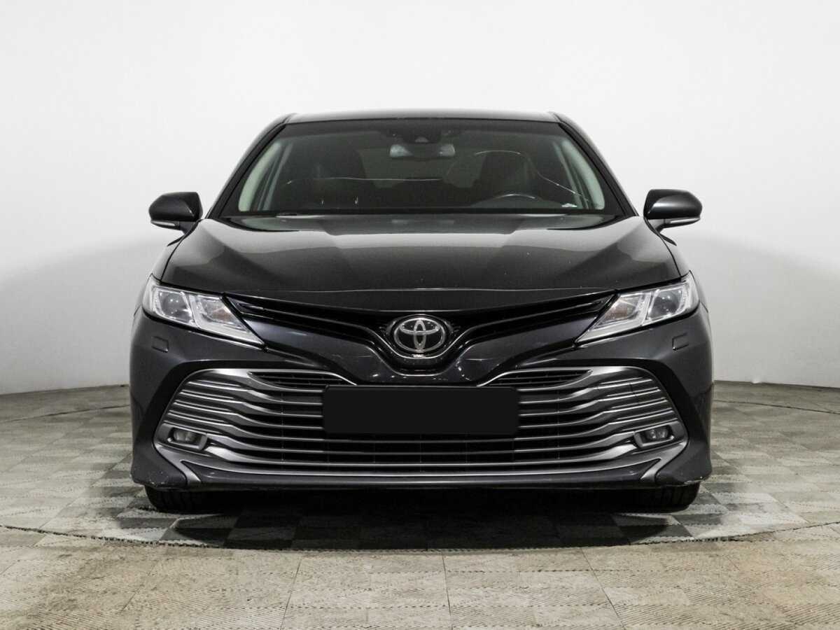 Купить Toyota Camry с пробегом. Фото: #1