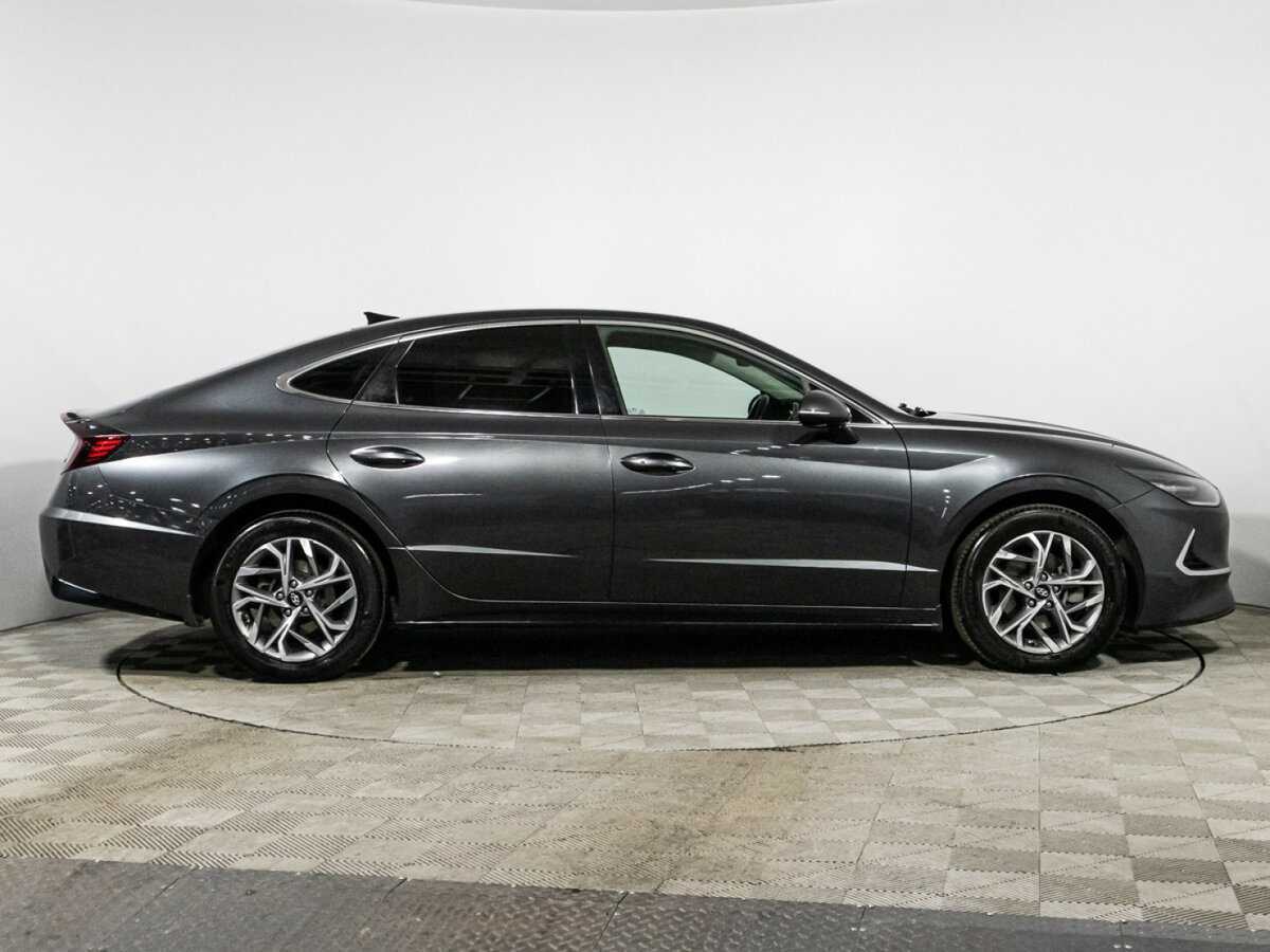 Купить Hyundai Sonata с пробегом. Фото: #3