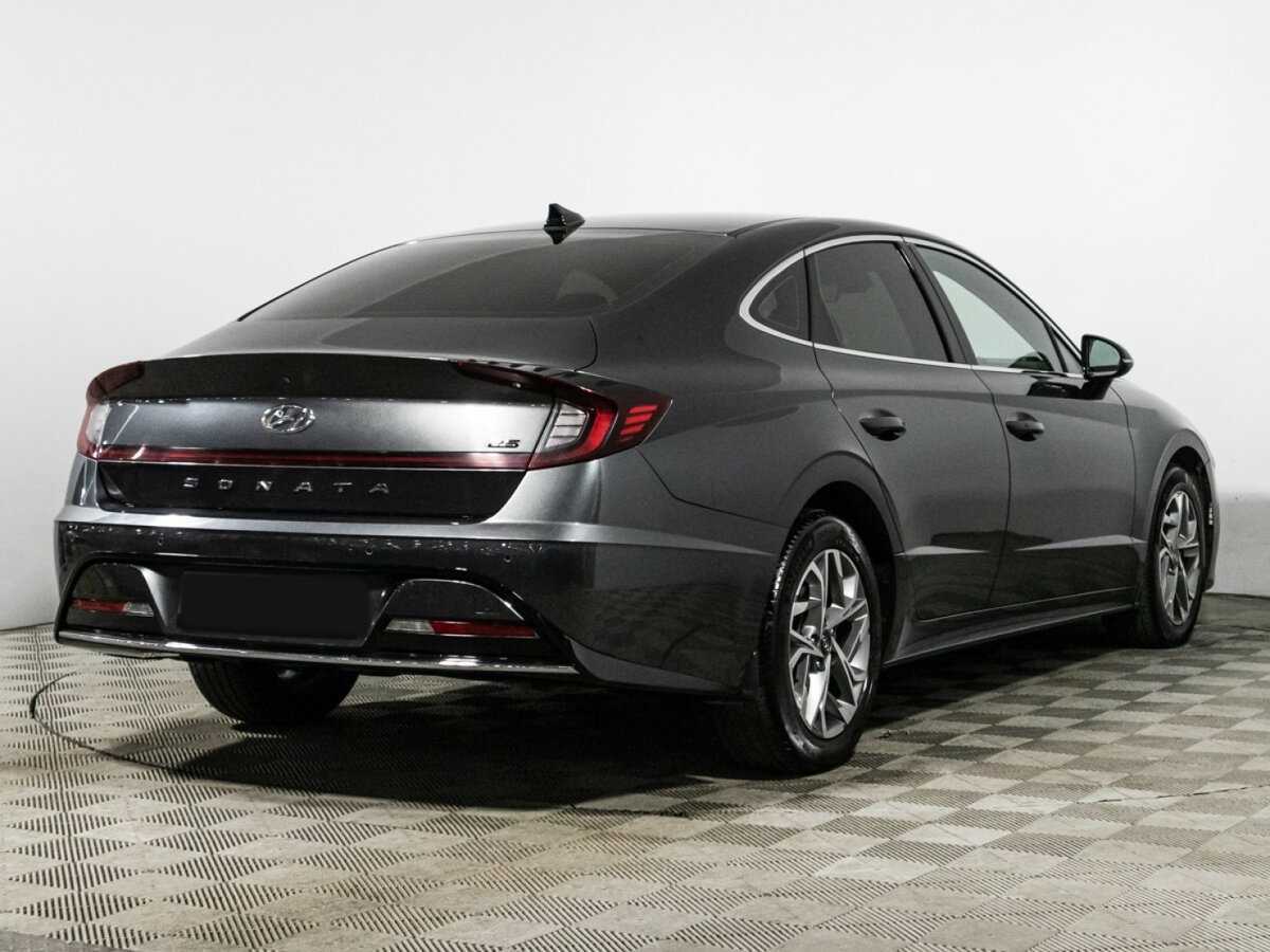 Купить Hyundai Sonata с пробегом. Фото: #4