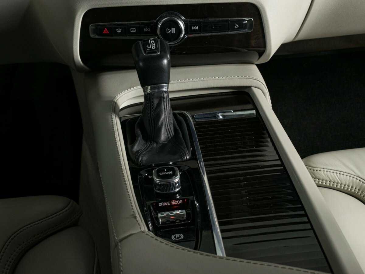 Купить Volvo XC90 с пробегом. Фото: #14