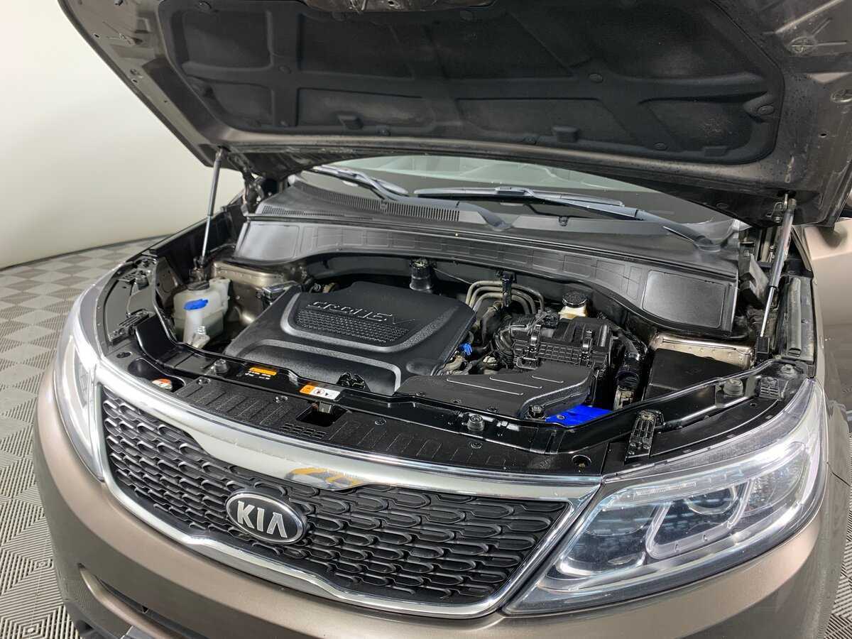Купить Kia Sorento с пробегом. Фото: #10