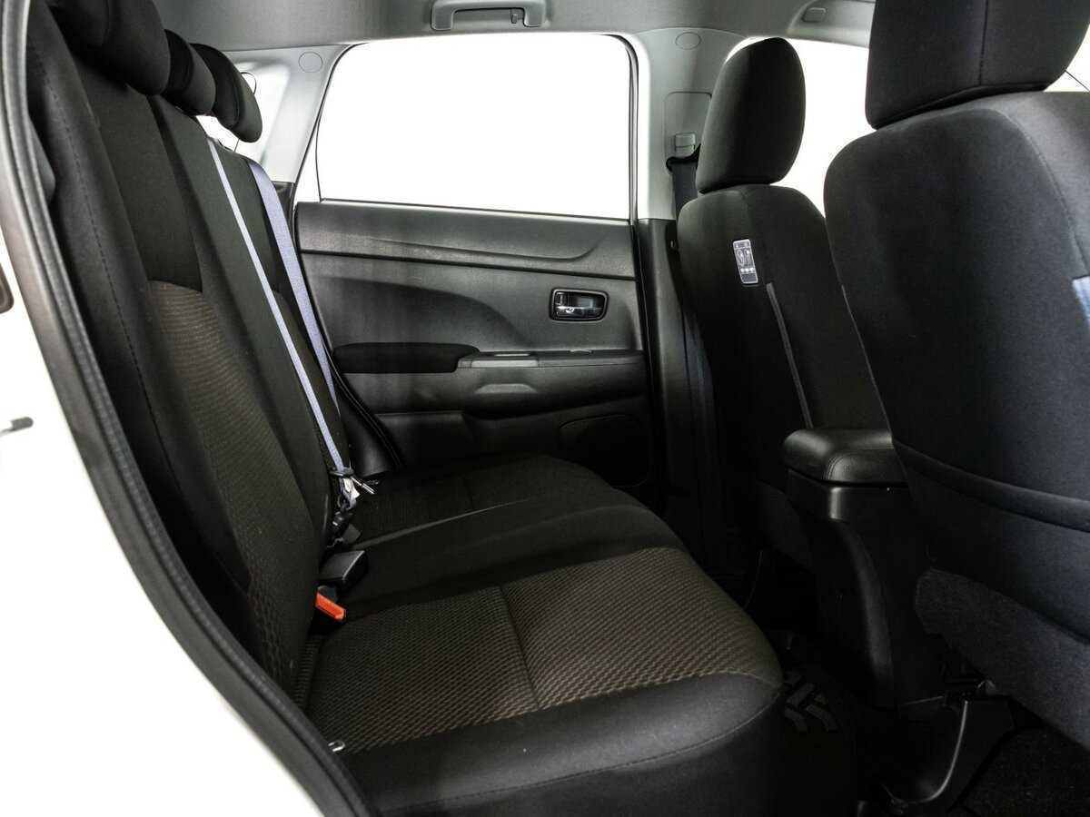 Продажа Б/У Митсубиши АС-Икс. Фото: #11