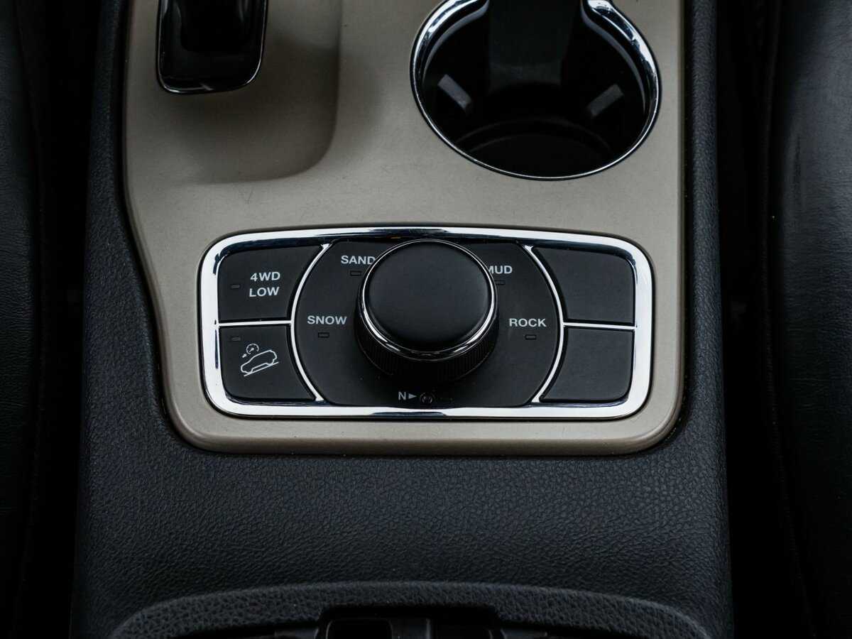 Купить Jeep Grand Cherokee с пробегом. Фото: #12