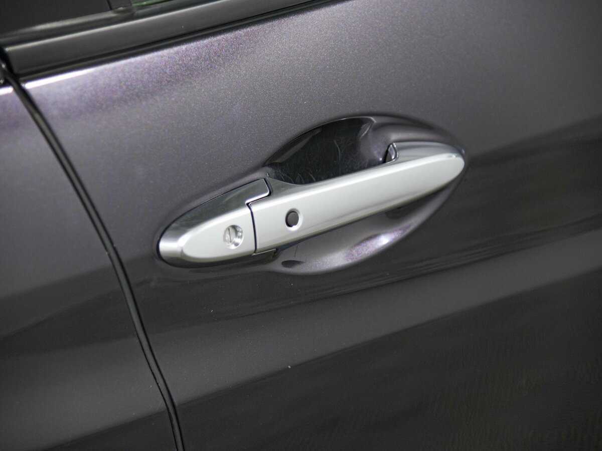 Купить Honda Vezel с пробегом. Фото: #17