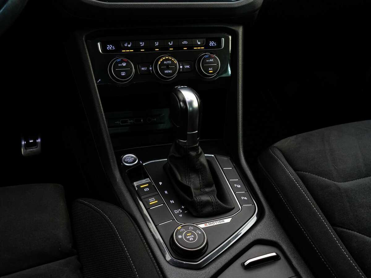 Купить Volkswagen Tiguan с пробегом. Фото: #10