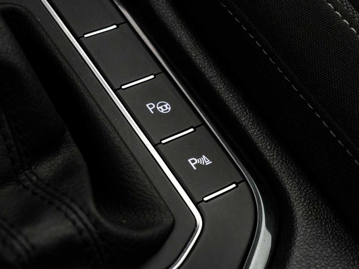 Купить Volkswagen Tiguan с пробегом. Фото: #13