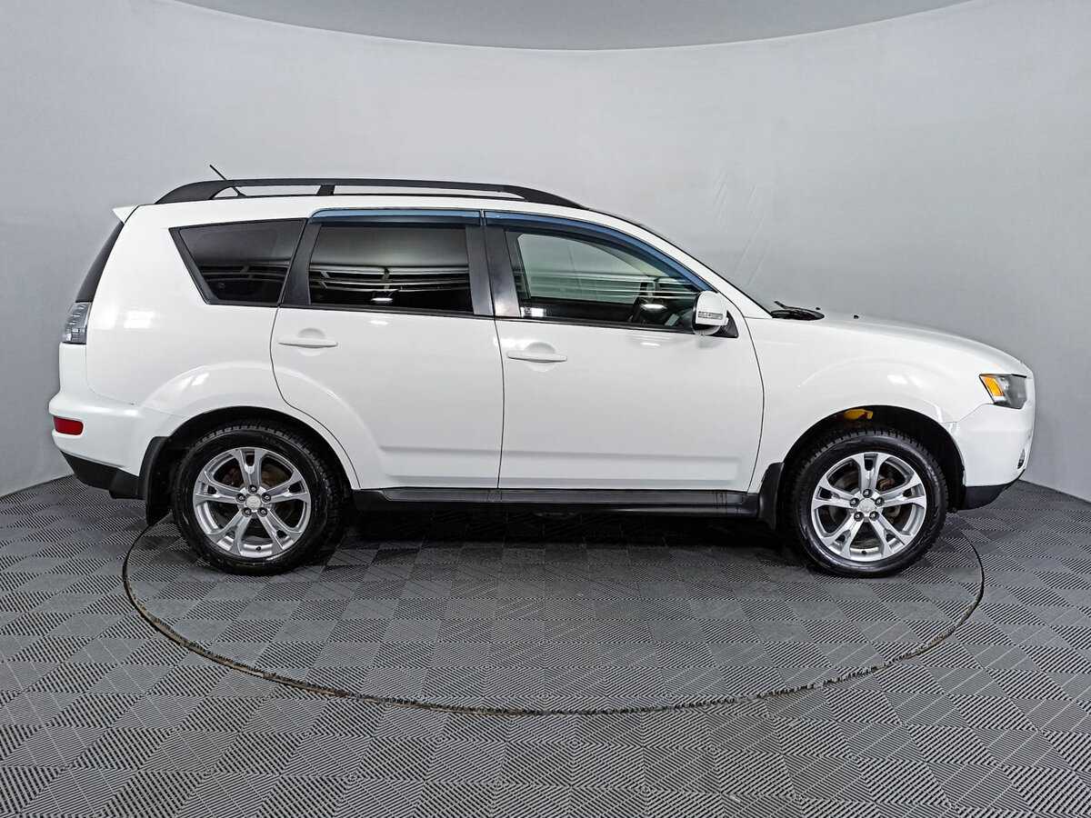 Продажа Б/У Митсубиши Оутлэндер. Фото: #3