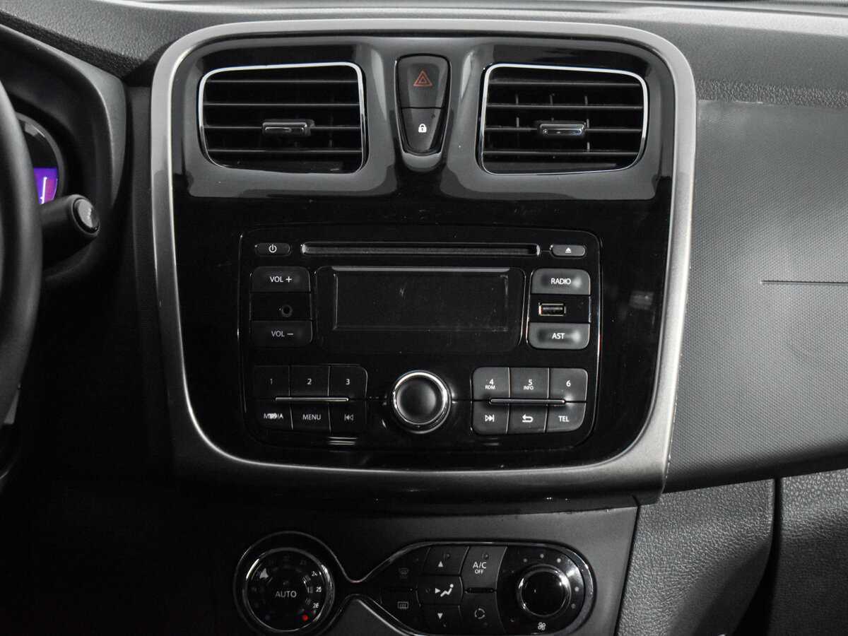 Продажа Б/У Рено Сандеро. Фото: #13