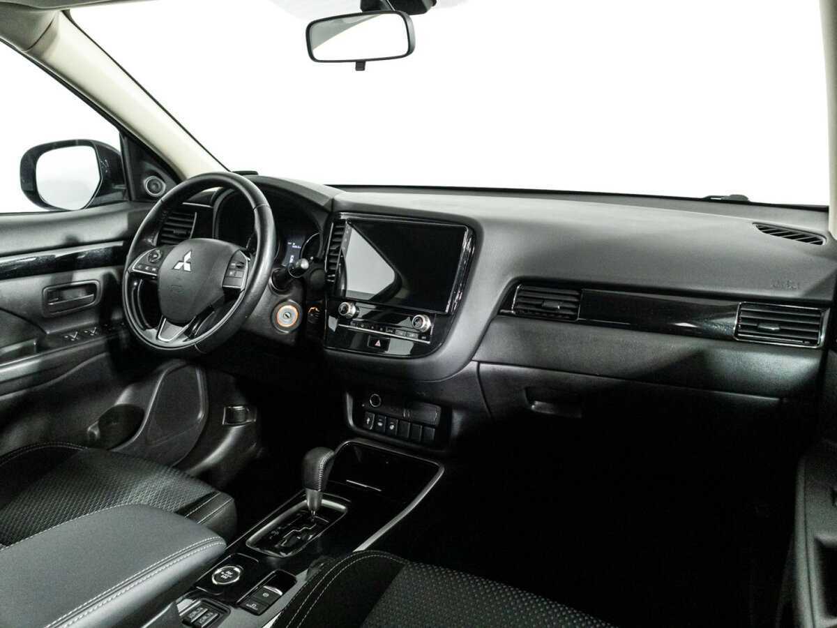 Купить Mitsubishi Outlander с пробегом. Фото: #7
