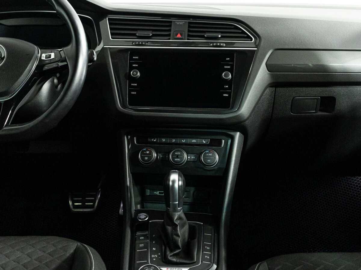 Купить Volkswagen Tiguan с пробегом. Фото: #13