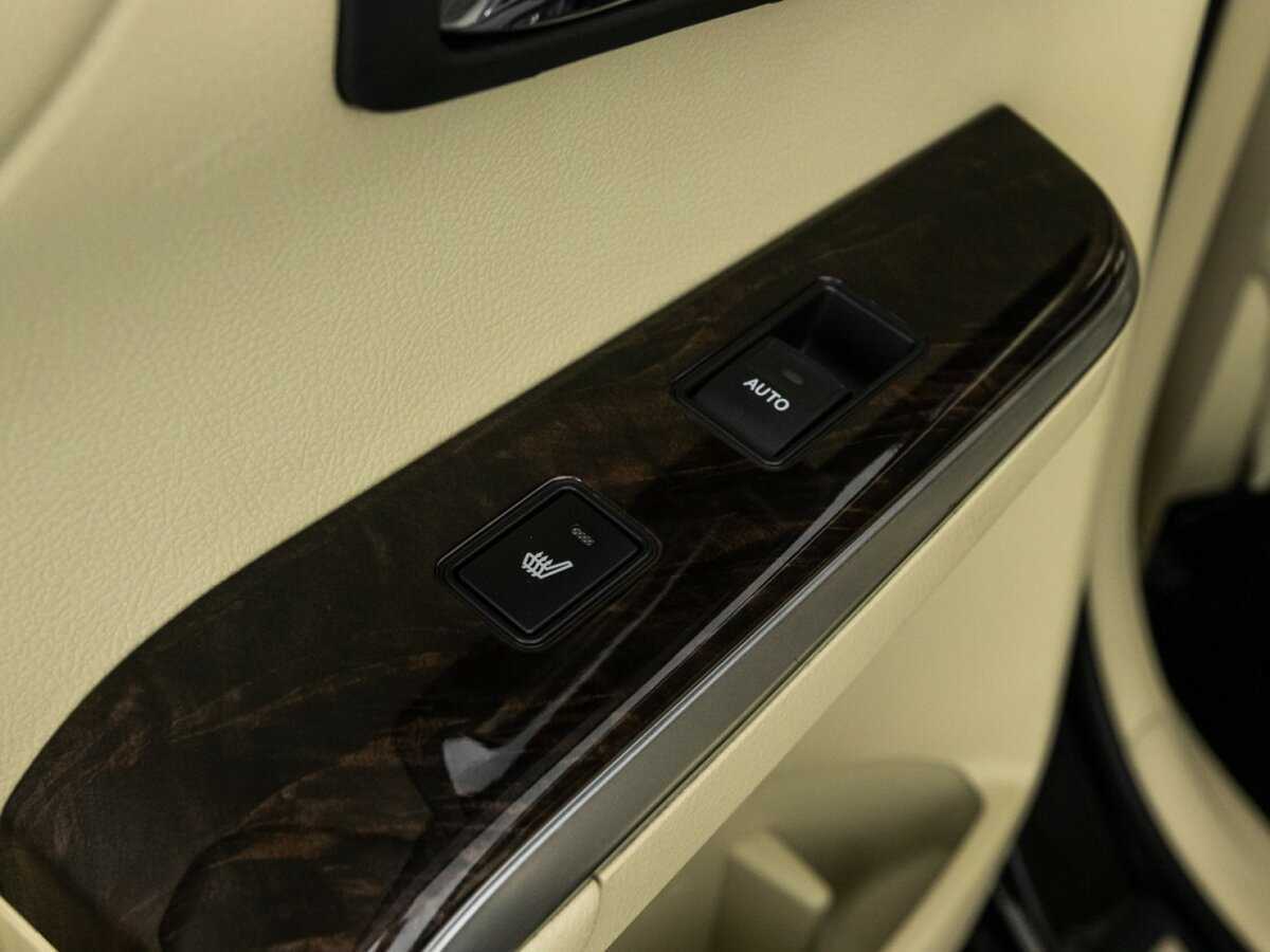 Купить Toyota Camry с пробегом. Фото: #19