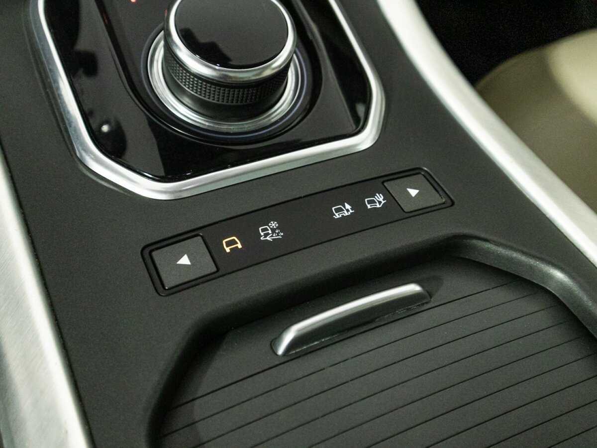 Купить Land Rover Range Rover Evoque с пробегом. Фото: #19