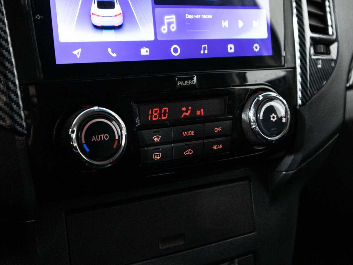Купить Mitsubishi Pajero с пробегом. Фото: #15
