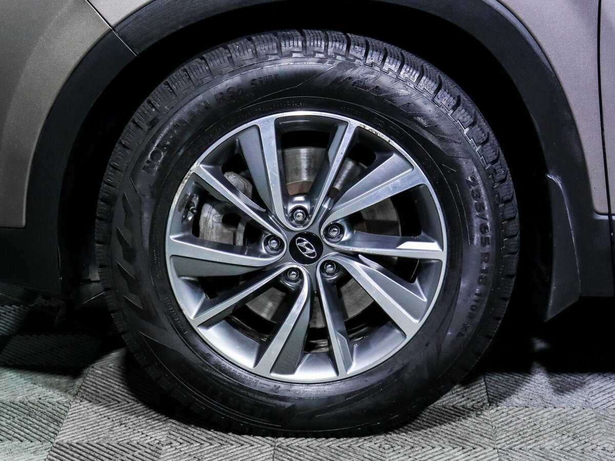 Купить Hyundai Santa Fe с пробегом. Фото: #13