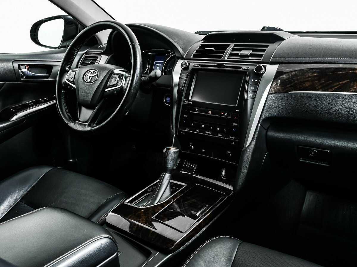Купить Toyota Camry с пробегом. Фото: #8