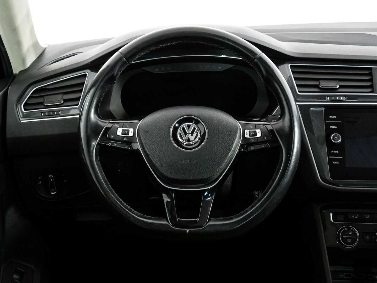 Купить Volkswagen Tiguan с пробегом. Фото: #11