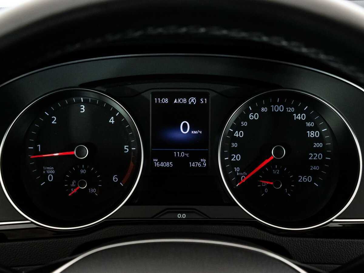 Купить Volkswagen Passat с пробегом. Фото: #21