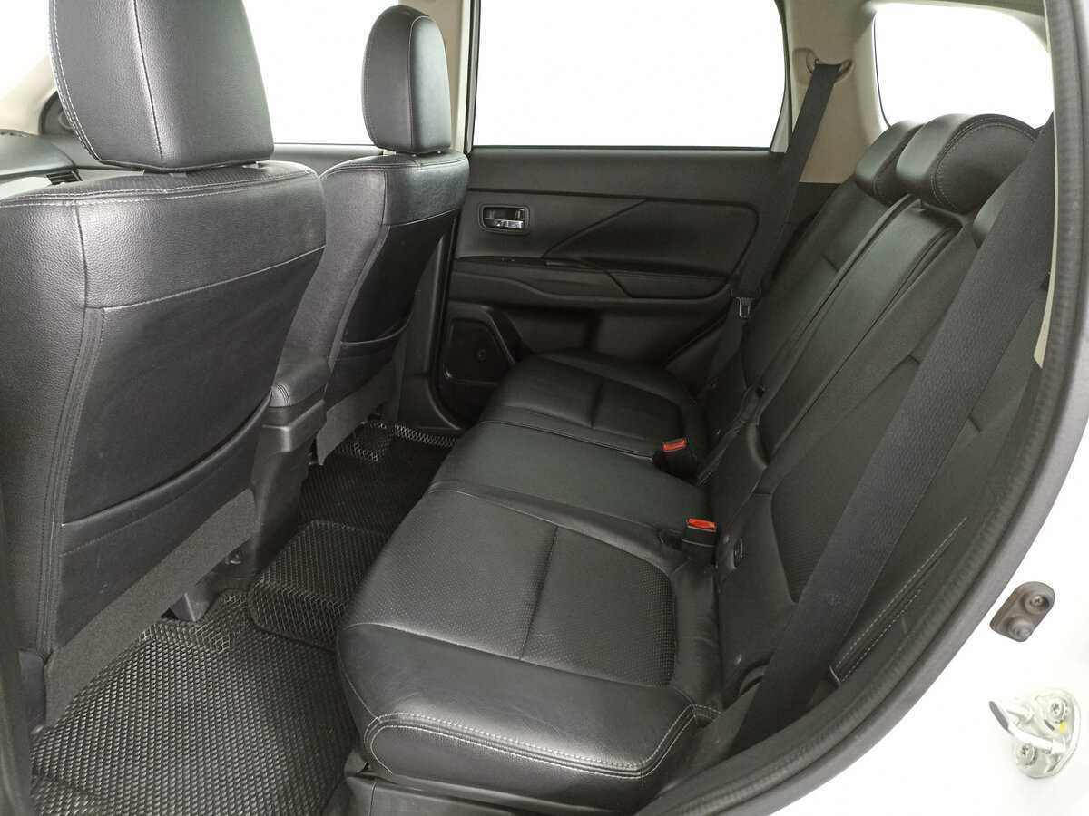 Продажа Б/У Митсубиши Оутлэндер. Фото: #9