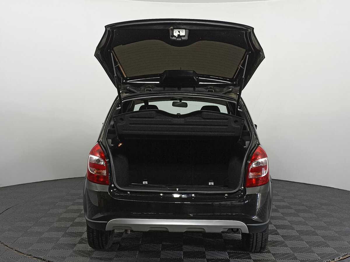 Купить Lada (ВАЗ) Granta с пробегом. Фото: #8