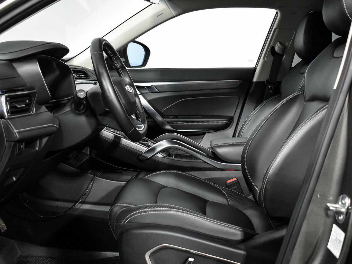 Купить Geely Atlas Pro с пробегом. Фото: #10