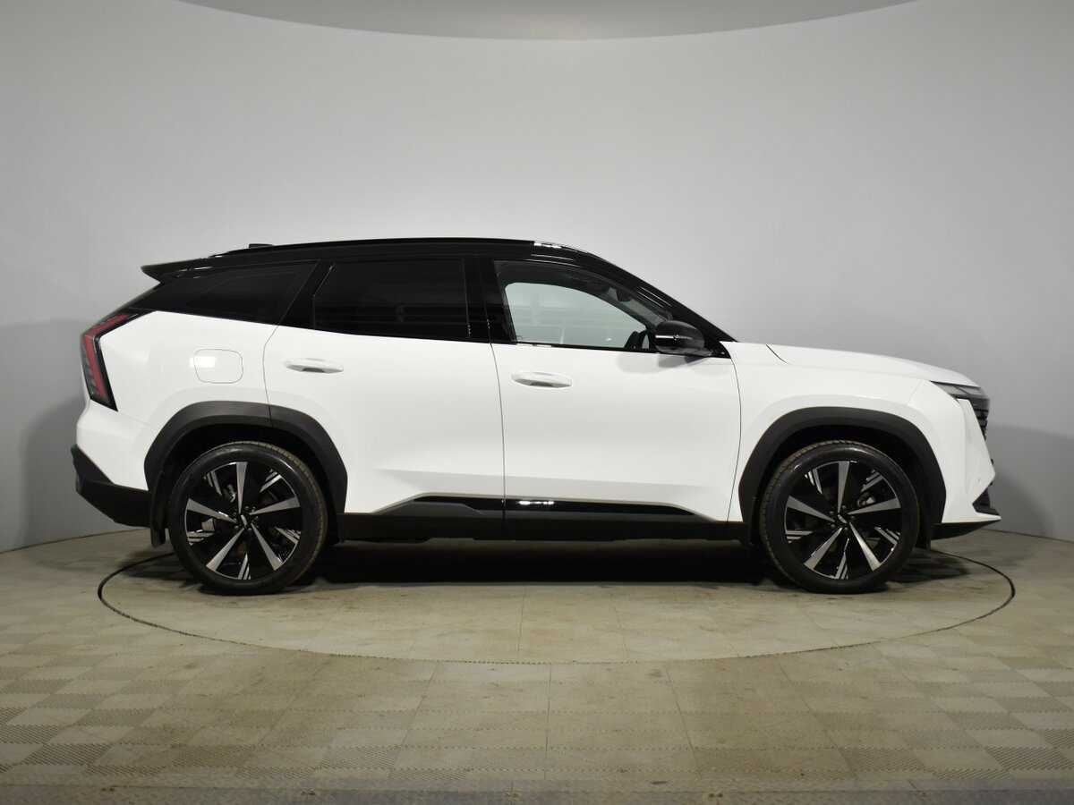 Купить Geely Atlas с пробегом. Фото: #3