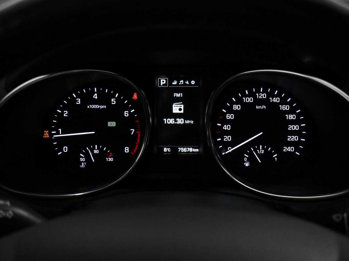 Купить Hyundai Santa Fe с пробегом. Фото: #19