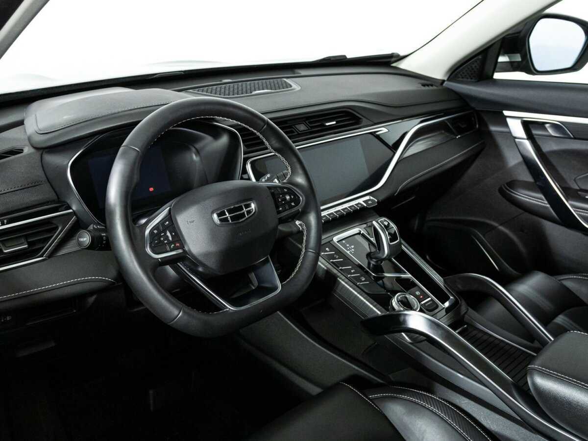 Купить Geely Atlas Pro с пробегом. Фото: #10