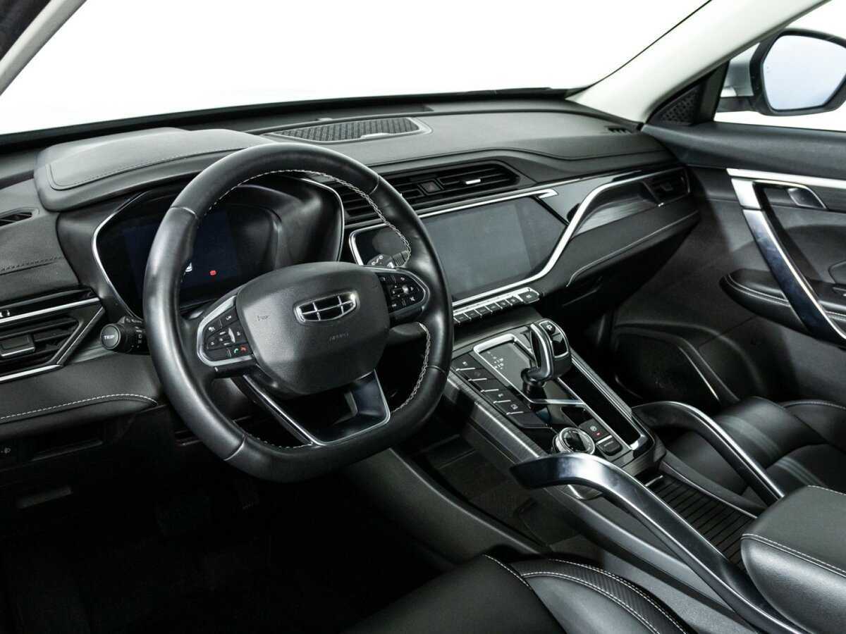 Купить Geely Atlas Pro с пробегом. Фото: #10